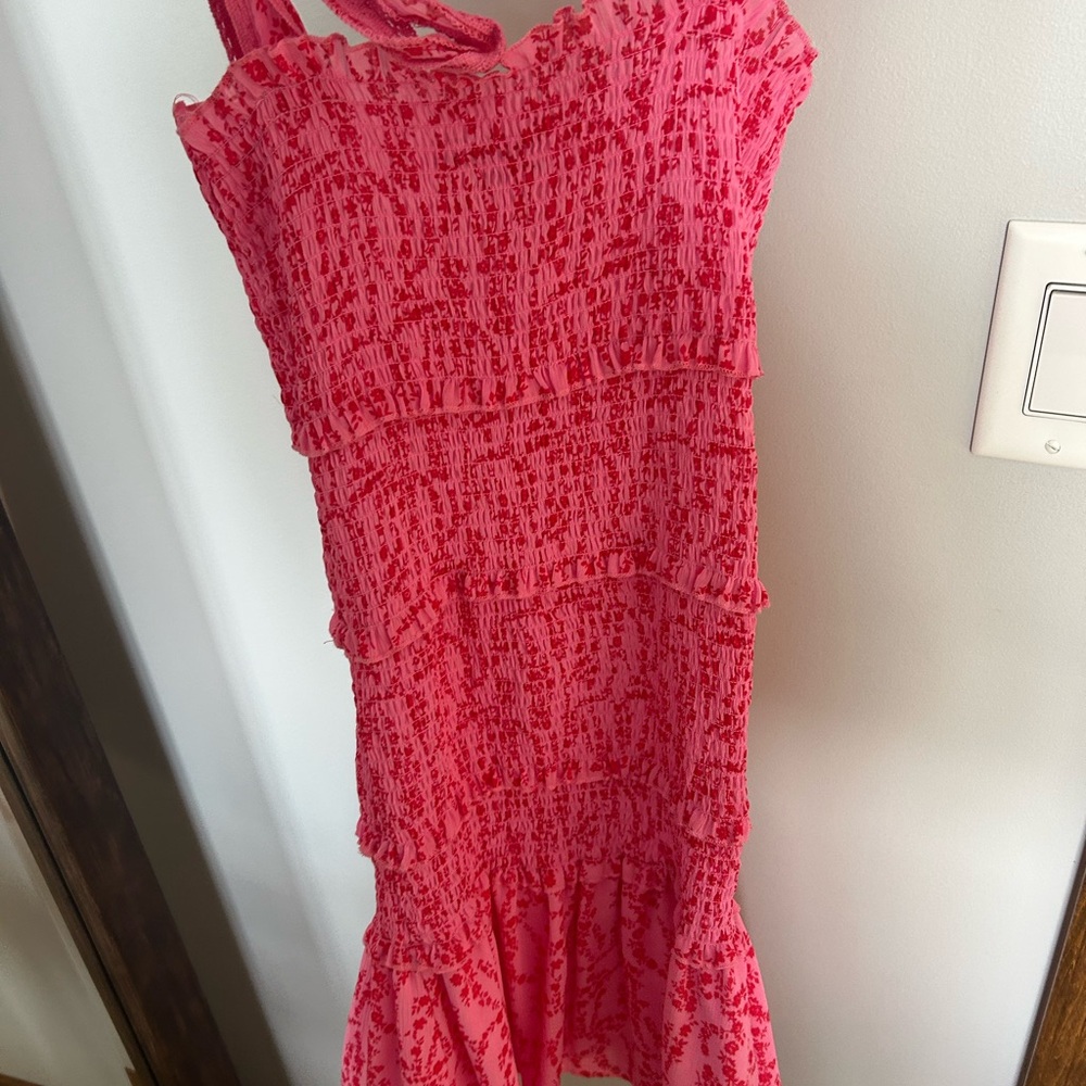 Chic Pink Textured Dress